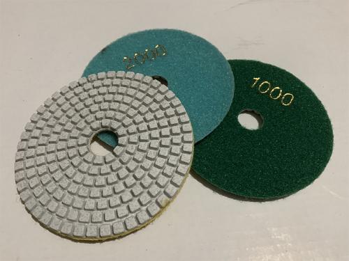 Wet use diamond polishing pads