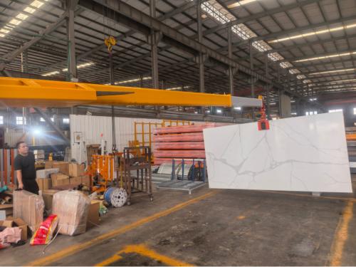 Forklift telescoping boom